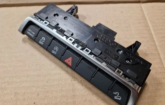 Audi Q3 F3 A set of switches 83A925301F