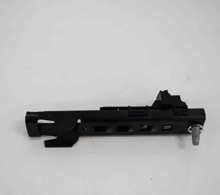 Mercedes-Benz GL X166 Seat belt height adjuster A1668600088