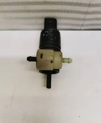 Audi A4 S4 B7 8E 8H Windscreen/windshield washer pump