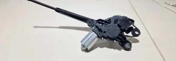 Volkswagen Polo V 6R Rear window wiper motor 5K6955711B