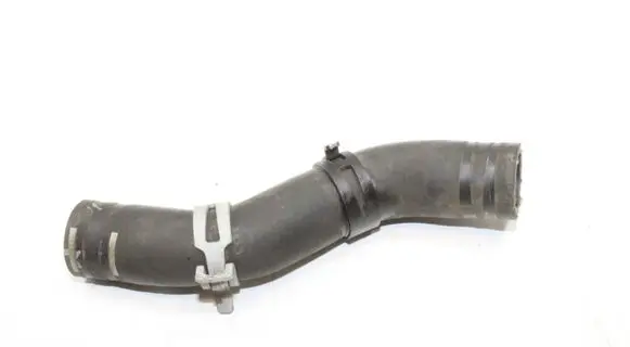 Land Rover Discovery 3 - LR3 Engine coolant pipe/hose