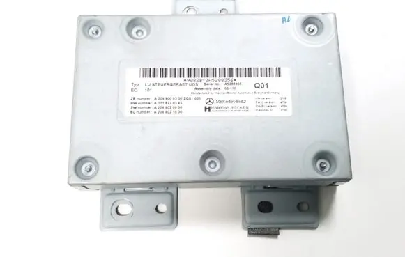 Mercedes-Benz R W251 Head unit multimedia control A2049000300