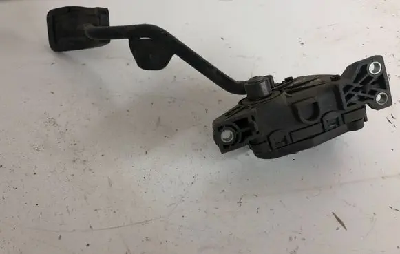 Audi A6 S6 C5 4B Accelerator throttle pedal 8E2721523C
