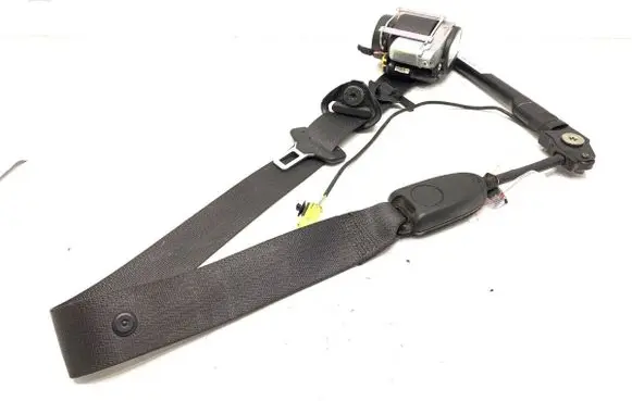 Opel Astra J Front seatbelt 13332664