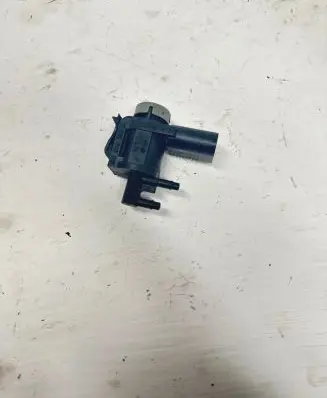 Audi A5 Sportback 8TA Turbo solenoid valve 1K0906283A