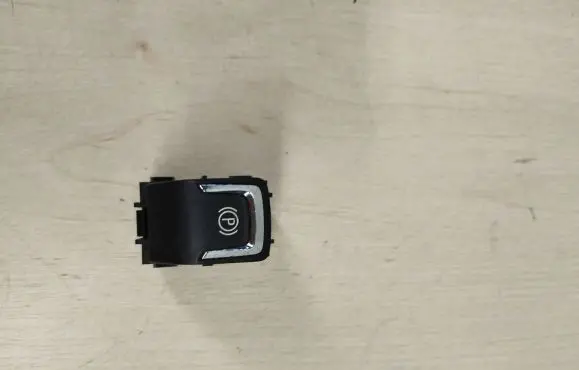 Opel Astra J Hand parking brake switch 20843230