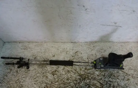 Volkswagen Polo IV 9N3 Gear shift rod 6Q0711061
