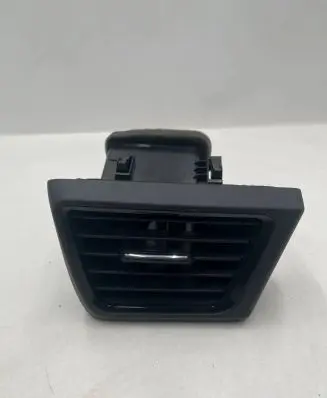 Nissan Leaf II (ZE1) Dashboard side air vent grill/cover trim 687605SK0B
