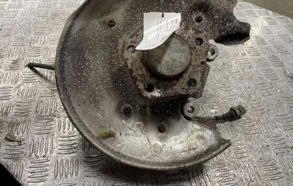 Audi A6 S6 C7 4G Rear wheel hub