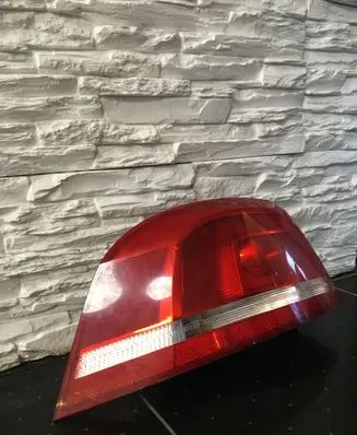 Volkswagen PASSAT B7 Rear/tail lights 3AF945095A