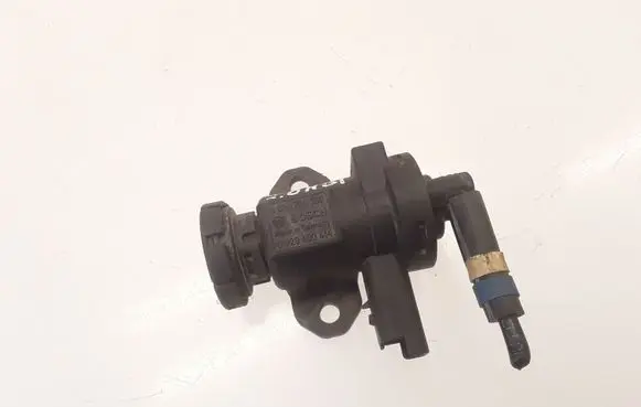 Vacuum valve