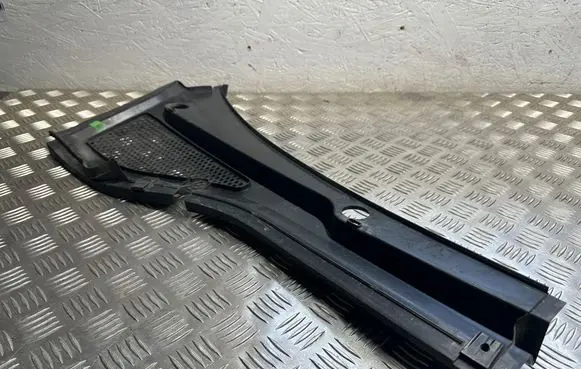 Volkswagen e-Golf Wiper trim 5G1819403B