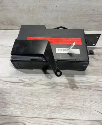 BMW 5 E39 CD/DVD changer 6913388 65126913388 020258