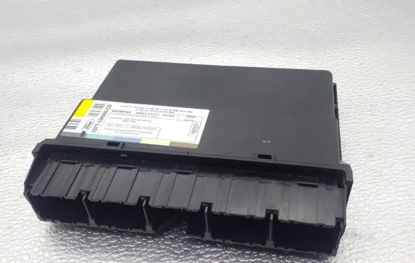 Ford Focus Door central lock control unit/module 1S7T15K600CB 5WK48727C 2671032336A