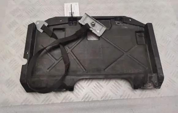 Battery tray