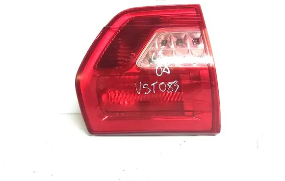 Tailgate rear/tail lights