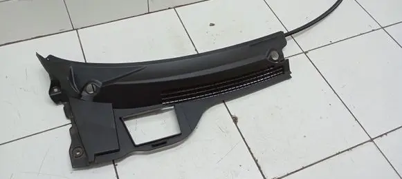Mini One - Cooper Coupe R56 Wiper trim 2751211