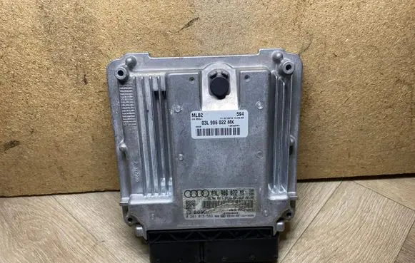 Audi A4 S4 B8 8K Engine control unit/module 03L906022MK 0281015583