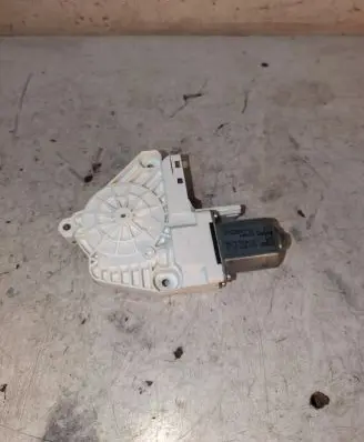 Audi A6 C7 Rear door window regulator motor 8K0959811