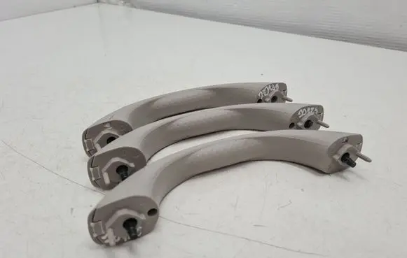 Nissan Note (E12) A set of handles for the ceiling 