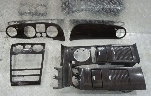 Bentley Continental Voltmeter DEKORY1