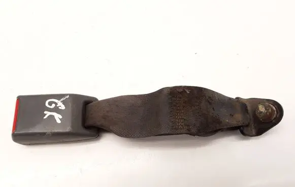 Mitsubishi Colt Rear seatbelt buckle TK520