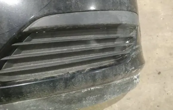 Opel Astra H Front bumper lower grill 