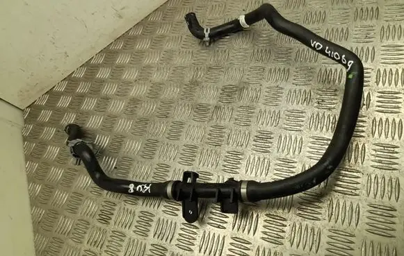 BMW 5 G60 G61 Engine coolant pipe/hose 9872162