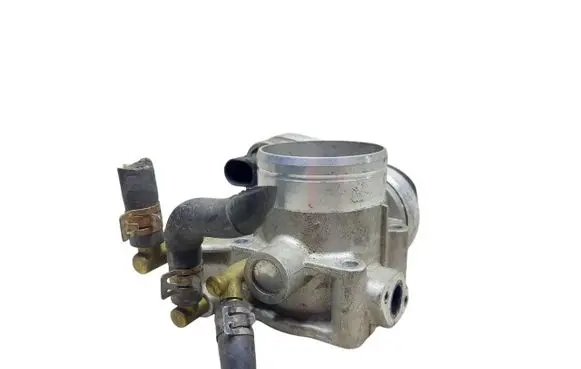 Volkswagen Golf IV Throttle valve 06A133062AT