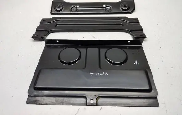 Mercedes-Benz Vito Viano W447 Front passenger seat console base A4479112800 A4476400000 A4479103201