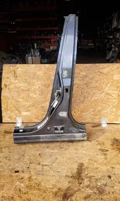 Subaru Outback Pillar (middle) 