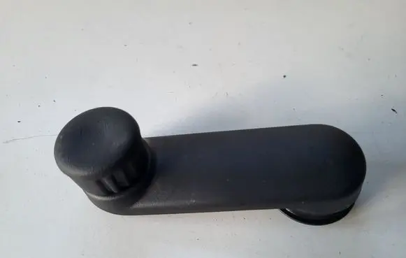 Renault Clio V Front door window winding handle 8200673745