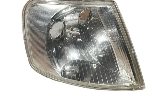 Audi A3 S3 8L Front indicator light F02221210D