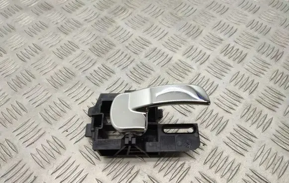 Nissan Qashqai Rear door interior handle 80670JD0