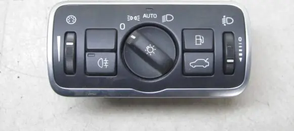 Volvo XC60 Light switch 31443841