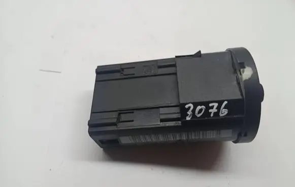 Volkswagen PASSAT B5 Light switch 1C0941531 04052030