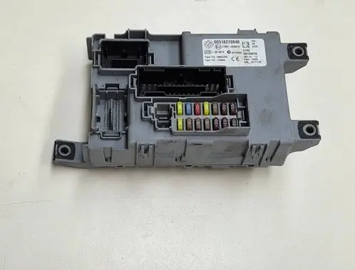 Fiat 500 Fuse box set 00518279840