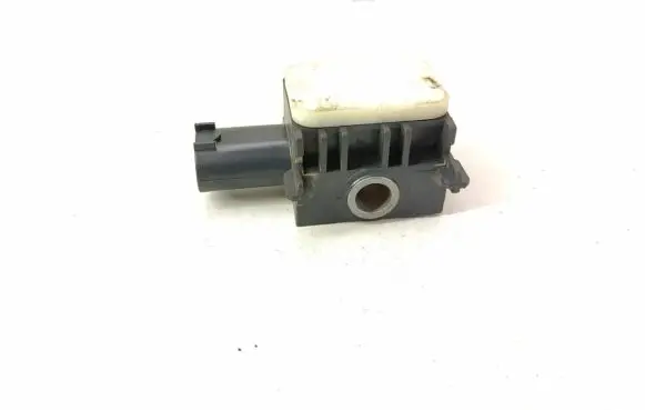 Mercedes-Benz GL X164 Airbag deployment crash/impact sensor 0038202826 A0038202826