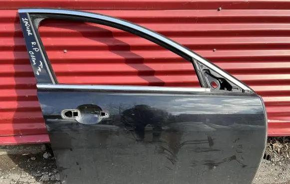 Jaguar XF X250 Front door