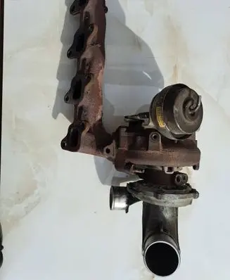 Toyota Avensis T270 Turbo 172010R060 0810240010 08269