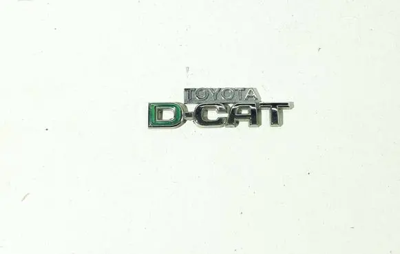 Toyota Verso Fender model badge letters