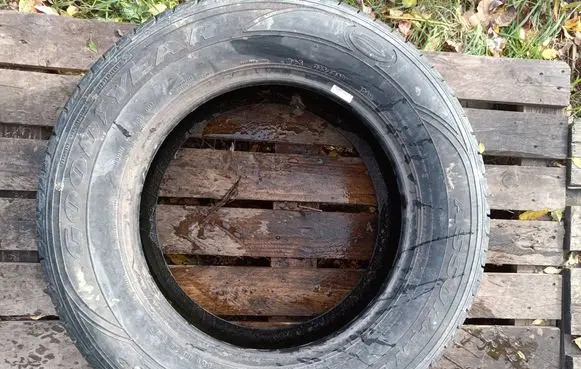 Dodge RAM 1500 DS R17 summer tire P23565r17104H