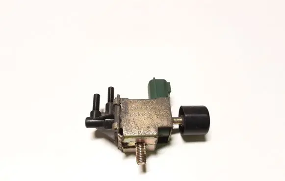 Nissan Patrol Y61 Vacuum valve AESA123
