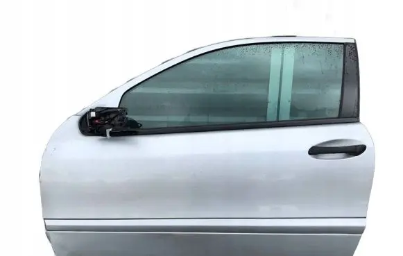 Mercedes-Benz C W203 Door (2 Door Coupe) 