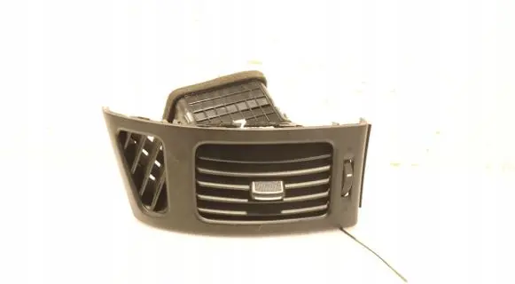 Hyundai i30 Dashboard side air vent grill/cover trim 