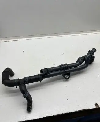 Volkswagen Golf VIII Engine coolant pipe/hose 3Q0121070S
