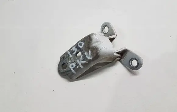 Hyundai i30 Front door upper hinge 793102E000