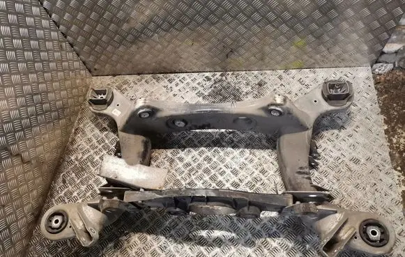 Mercedes-Benz S W221 Rear subframe A2213508900 2213508900