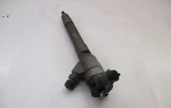 Fuel injector