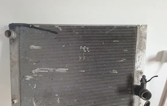 BMW 5 E60 E61 Coolant radiator 376745761